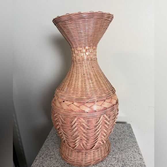 Vintage Wicker Woven Basket Vase Vessel Large - Picture 2 of 4